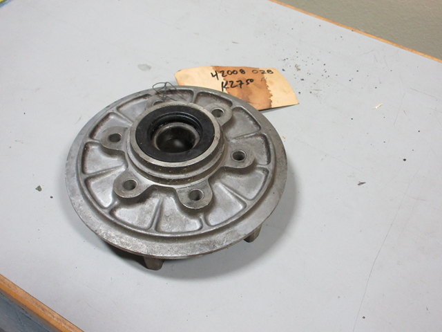 REAR HUB COUPLING ASSEMBLY USED