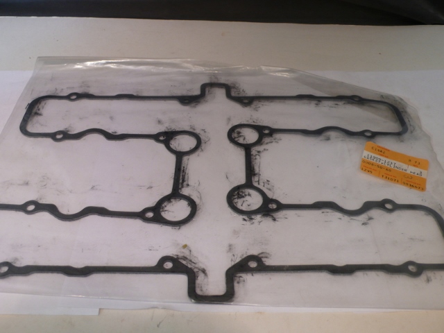 Cylinder Head Cover Gasket  Kz750-e1 H1 H2