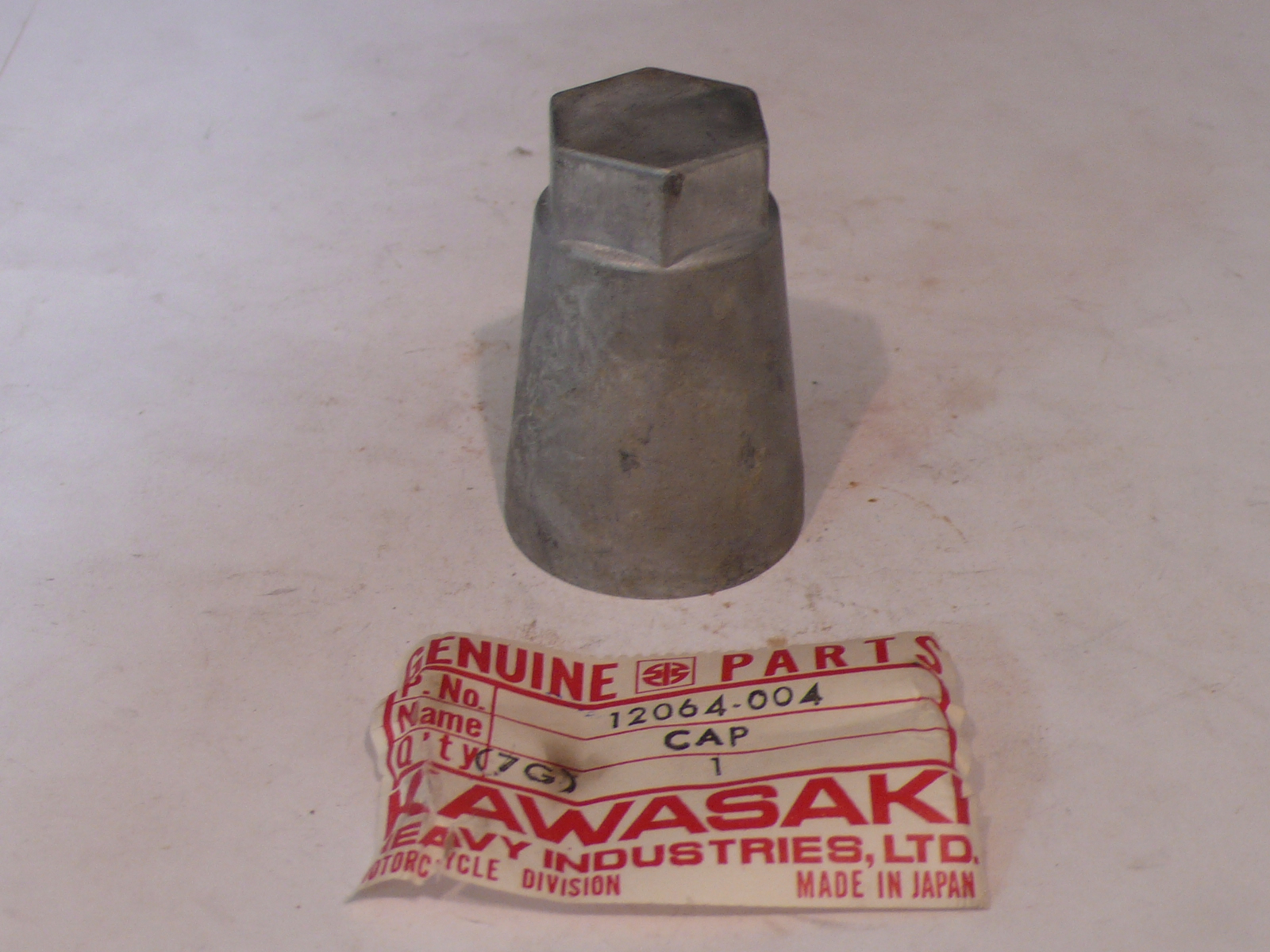 (image for) CHAIN TENSIONER CAP