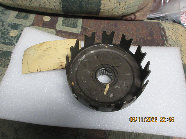 CLUTCH HOUSING USED