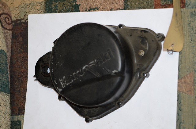 USED ENGINE COVER R/H BLACK