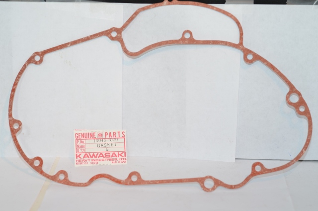 ENGINE COVER GASKET R/H