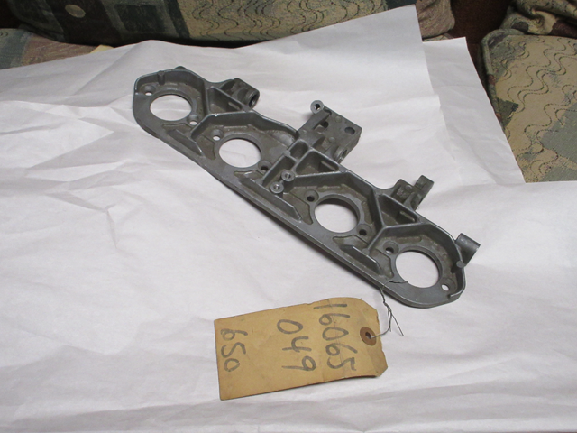 (image for) CARBURATOR HOLDER