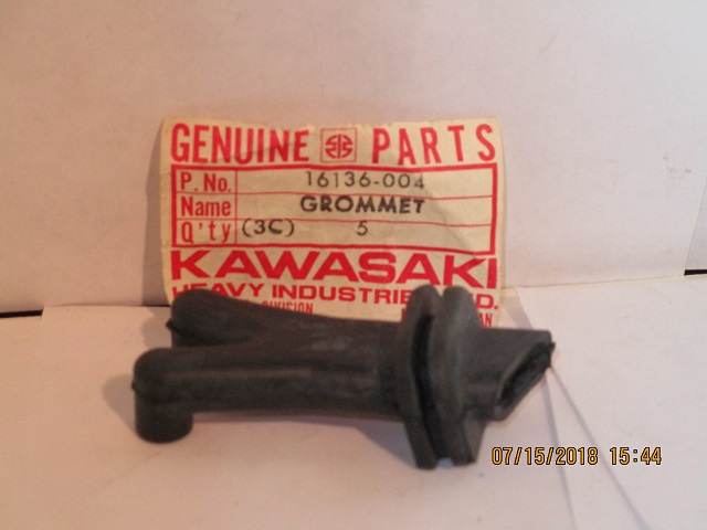 (image for) OVERFLOW PIPE GROMMET