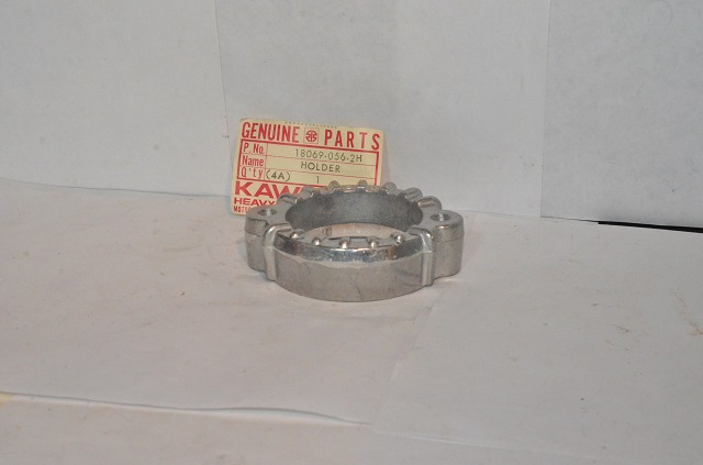 (image for) EXHAUST PIPE HOLDER