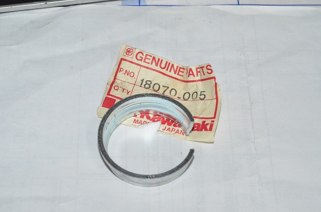 (image for) EXHAUST INSERT