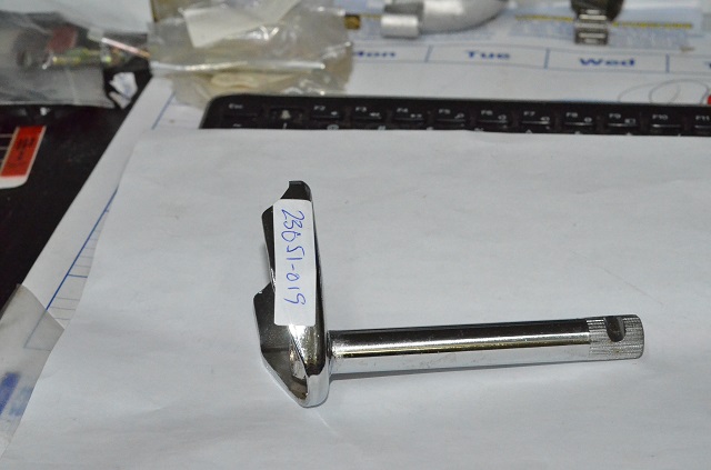 (image for) REAR SIGNAL BRACKET LH