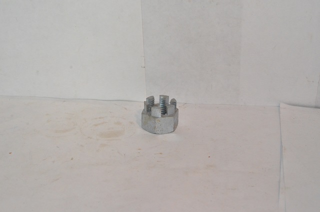 (image for) CASTLE NUT