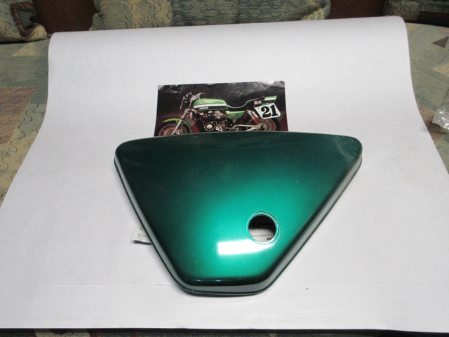 SIDE COVER LH CANDY EMERALD GREEN