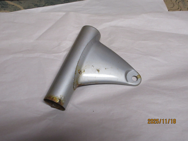 (image for) FORK COVER RH SILVER