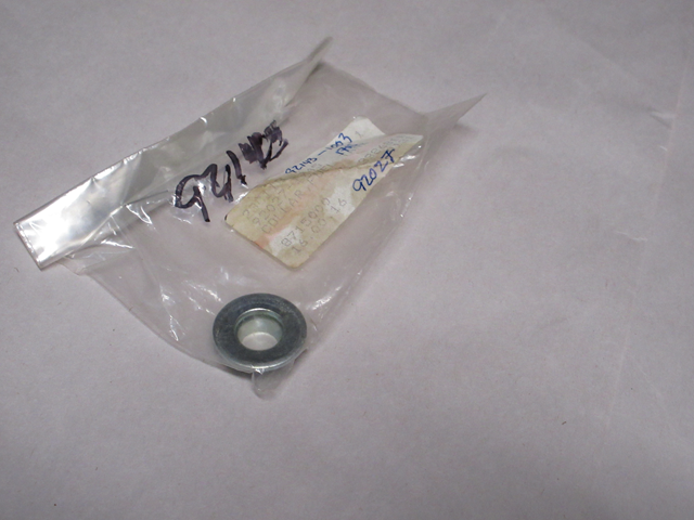 (image for) COLLAR 40 BY 50 BY 20