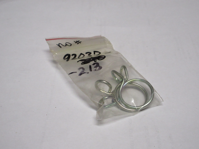 (image for) BREATHER TUBE CLAMP