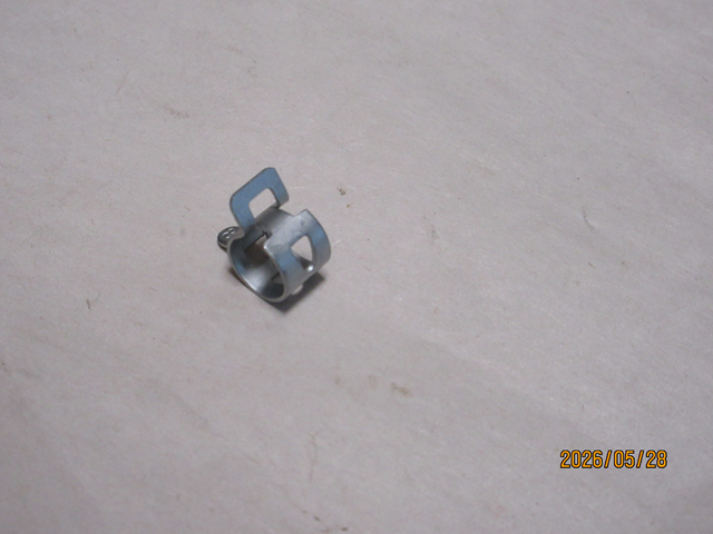 (image for) CLAMP 8.5MM 1/4 fuel line