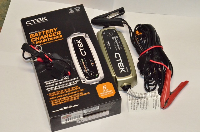 (image for) BATTERY CHARGER & MAINTAINER 12V
