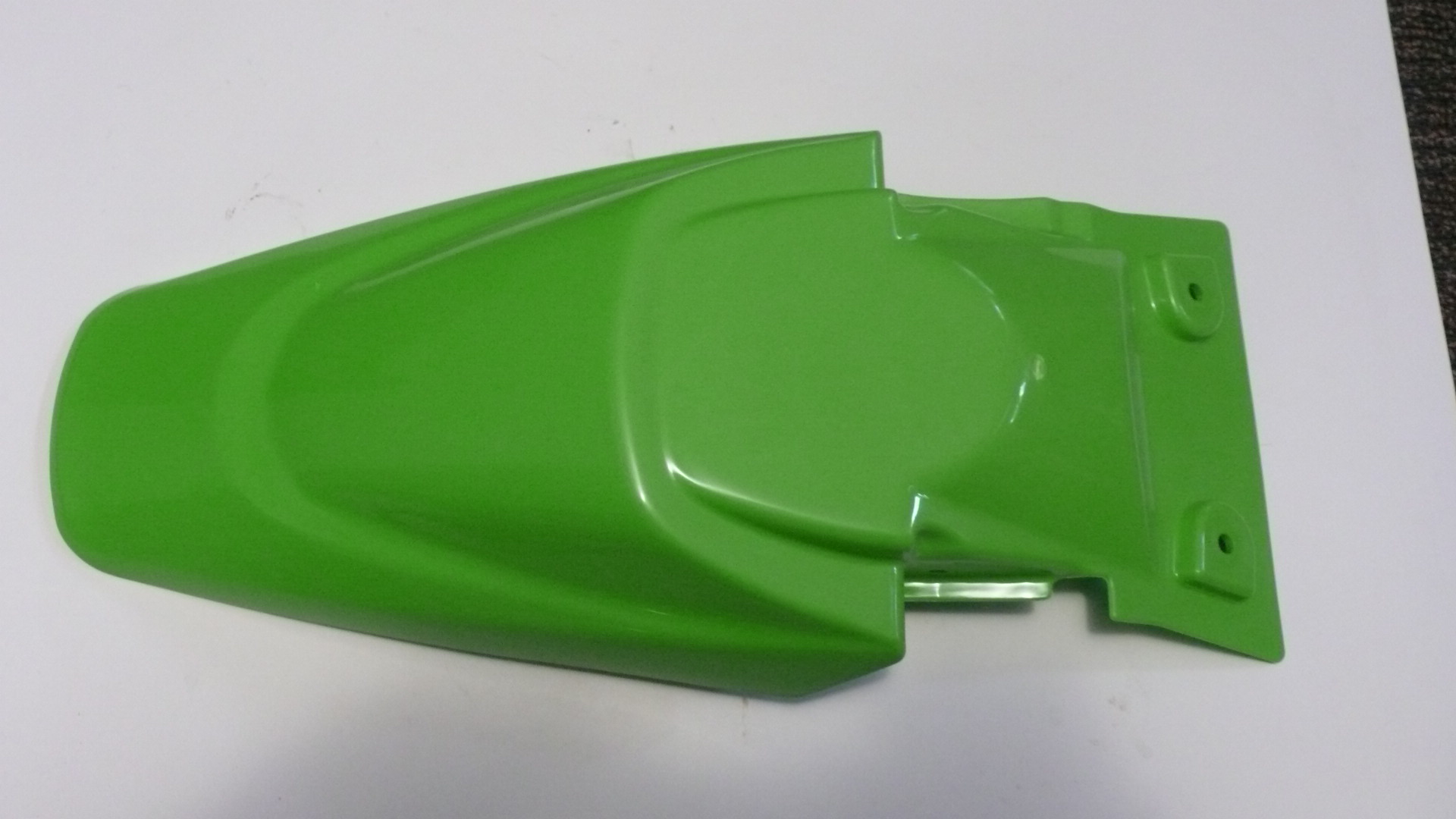 (image for) REAR FENDER