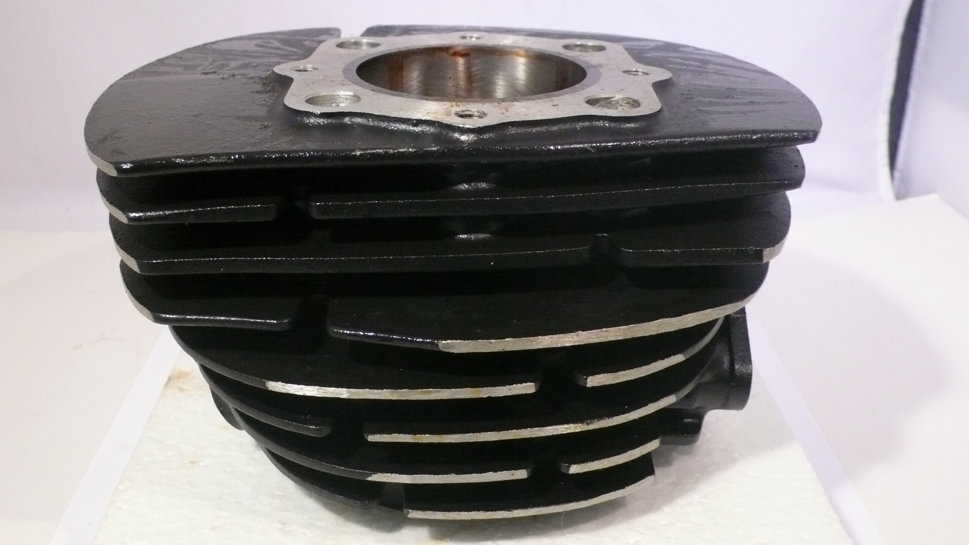 (image for) CYLINDER