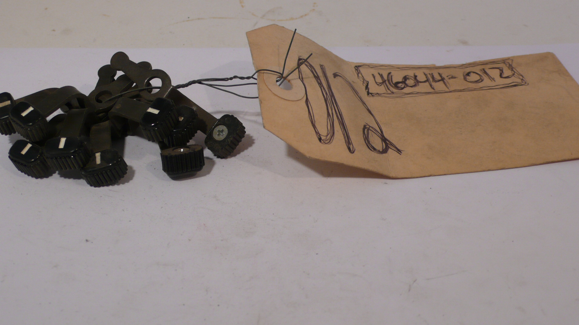 (image for) SWITCH KNOB